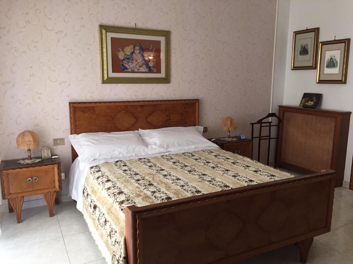 B&B Donna Porzia Trani Εξωτερικό φωτογραφία